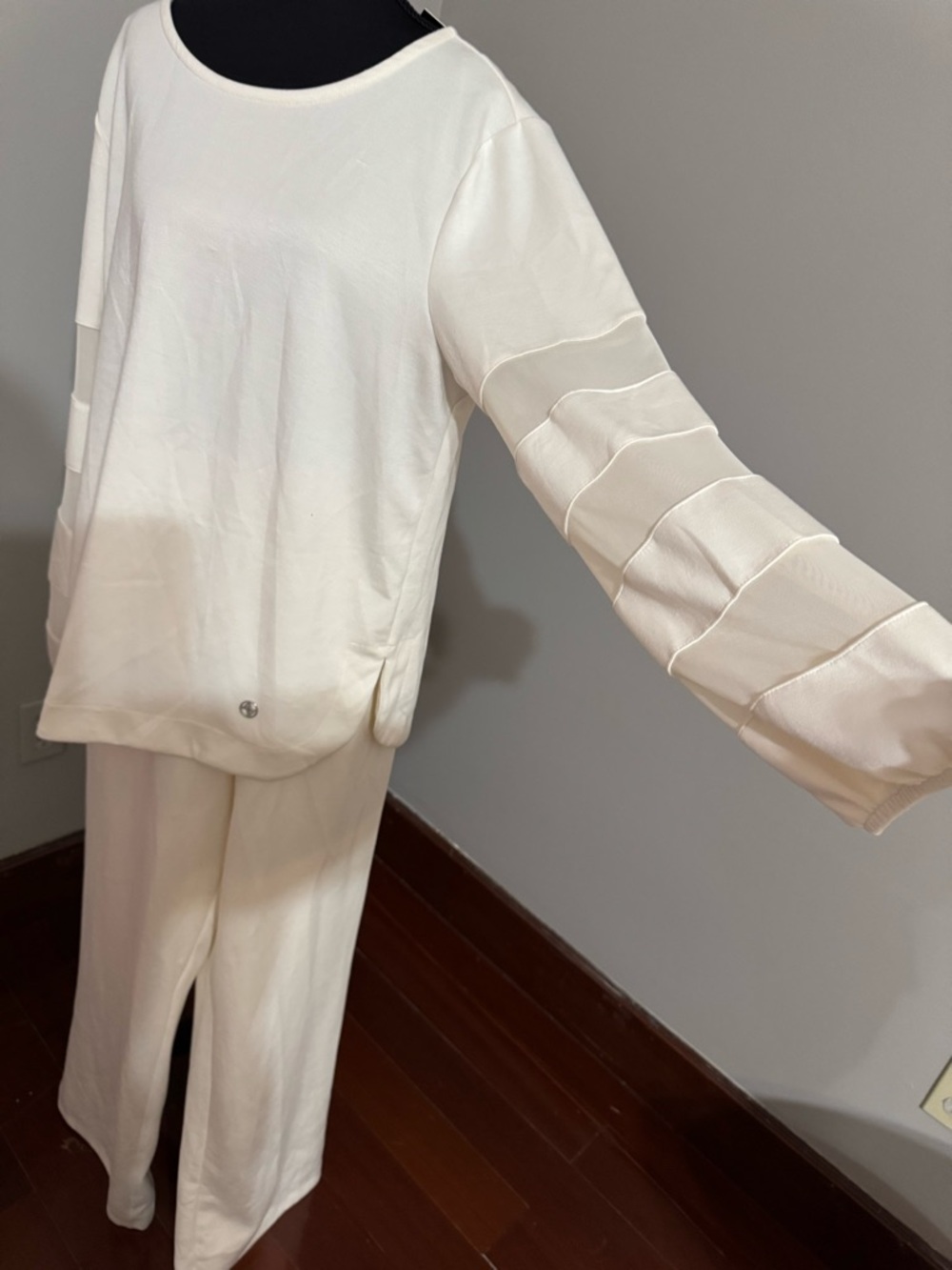 Adrienna Vittadni Cream Two-Piece Lounge Set with Sleeve Stripe Detail